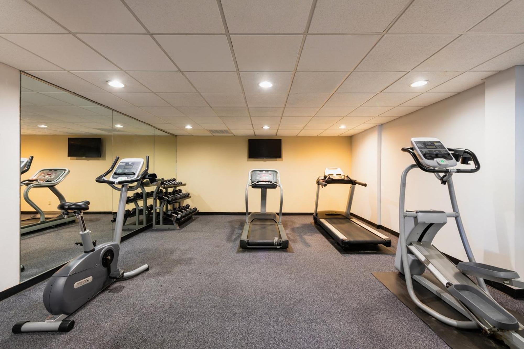 Holiday Inn South Plainfield-Piscataway By Ihg Extérieur photo